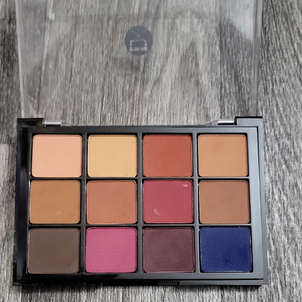Viseart Rich Tones Eyeshadow Palette